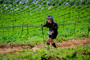 BIB: 1420
                            <button type="button" onclick="openModal(19164425)" class="btn btn-primary btn-sm float-right btn-popup" data-toggle="modal" data-target=".modal-high-quality">
                        <i class="fas fa-shopping-cart"></i> Add to Cart
                    </button>
                                            <button type="button" onclick="isThisMe(19164425, true)" class="btn btn-success btn-sm float-right btn-popup btn-isme hidden" data-toggle="tooltip" data-placement="bottom" title="นี่คือรูปของคุณใช่ไหม คลิกที่นี่เพื่อเอาเข้าอัลบั้ม">
                        <i class="fas fa-plus"></i> Add to album
                    </button>
                    <button type="button" onclick="isThisMe(19164425, false)" class="btn btn-warning btn-sm float-right btn-popup btn-isnotme hidden">
                        <i class="fas fa-ban"></i> Remove from album
                    </button>